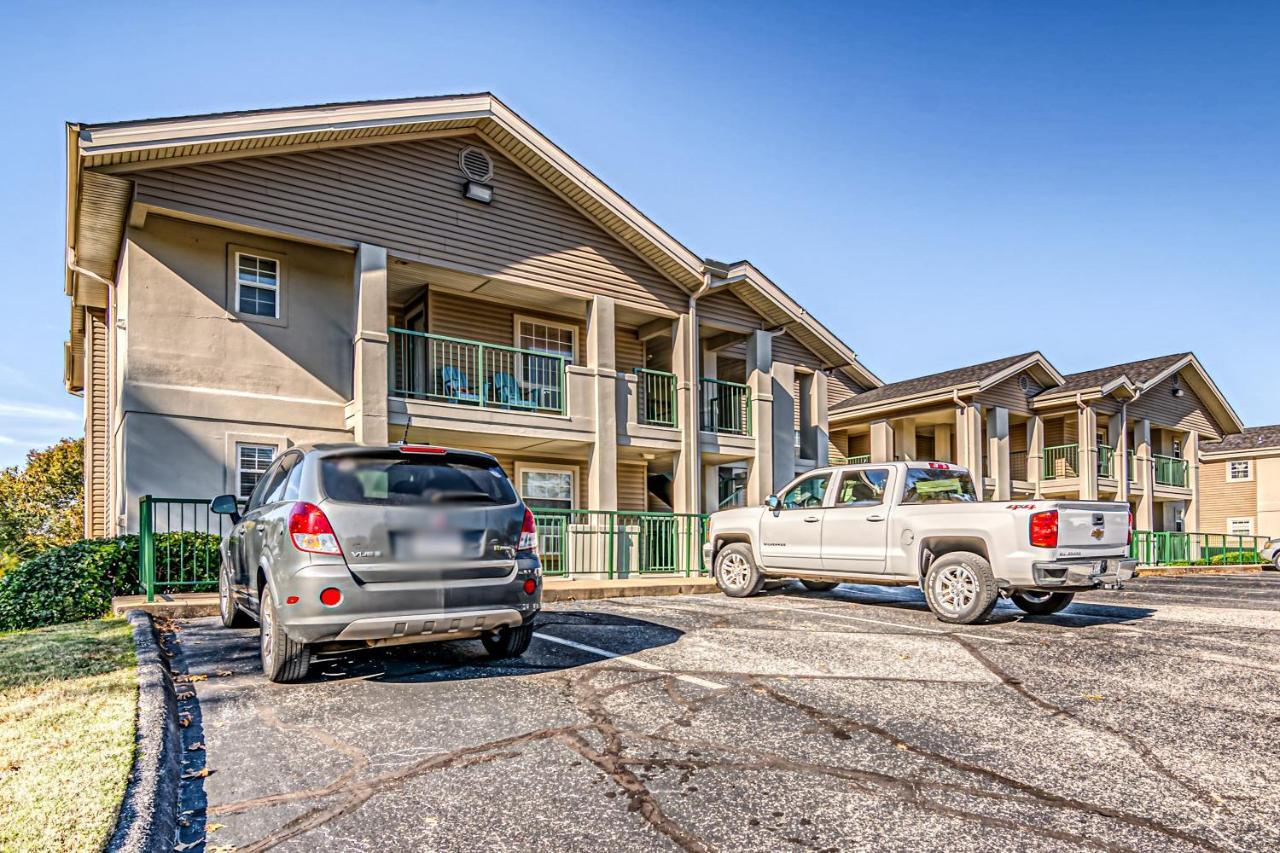 Quiet&Serene Condo in Branson Esterno foto
